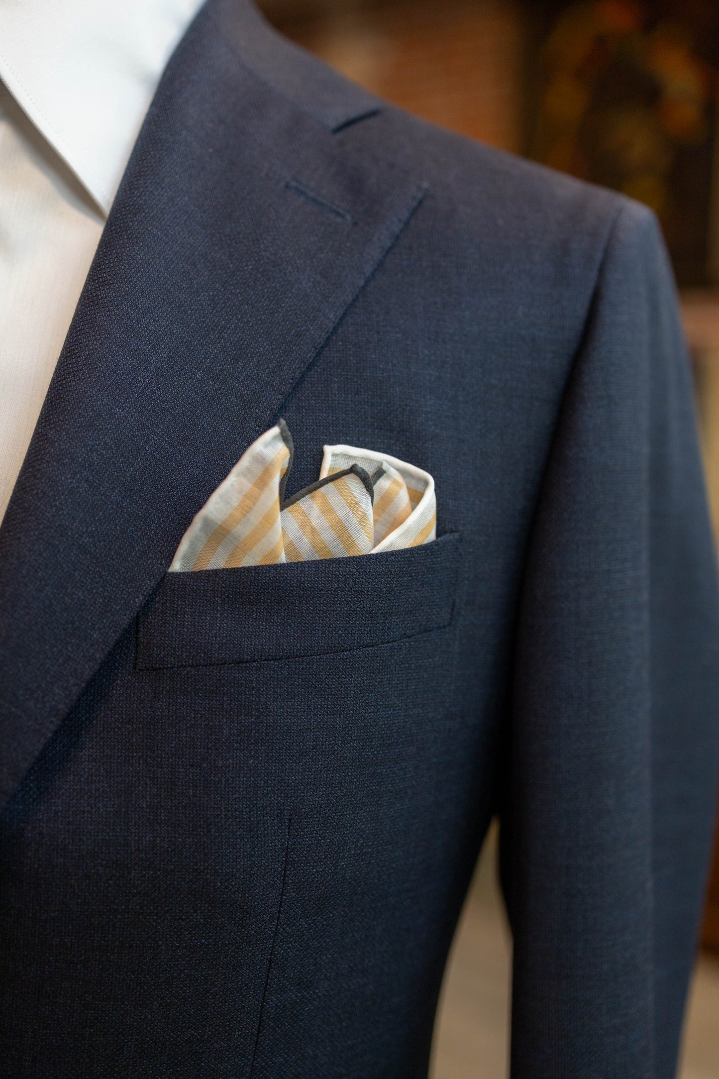 LINEN COTON POCKET SQUARE IN YELLOW